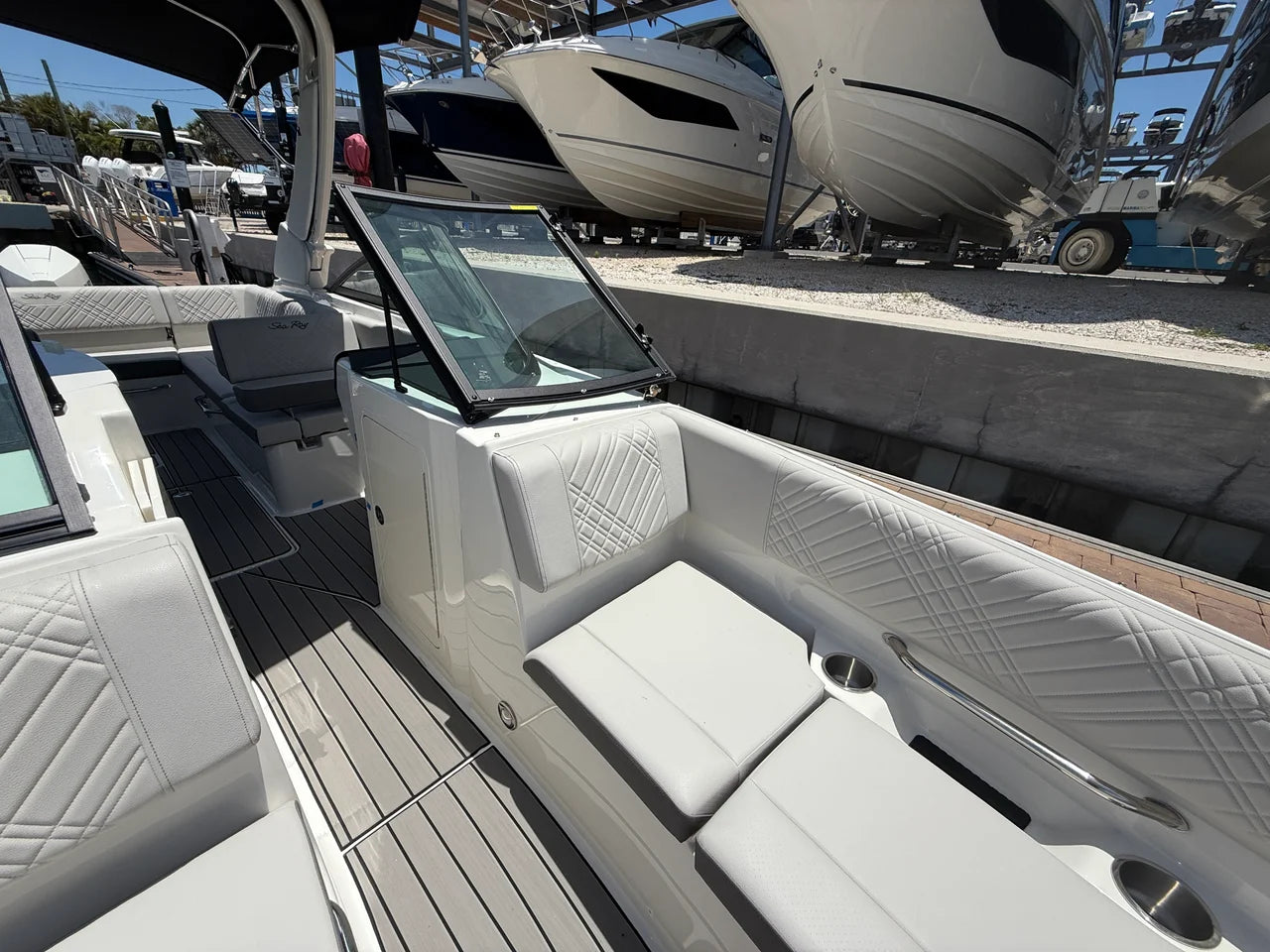 2026 Sea Ray SDX 270 Outboard 27.0 feet, Clearwater, Florida #9