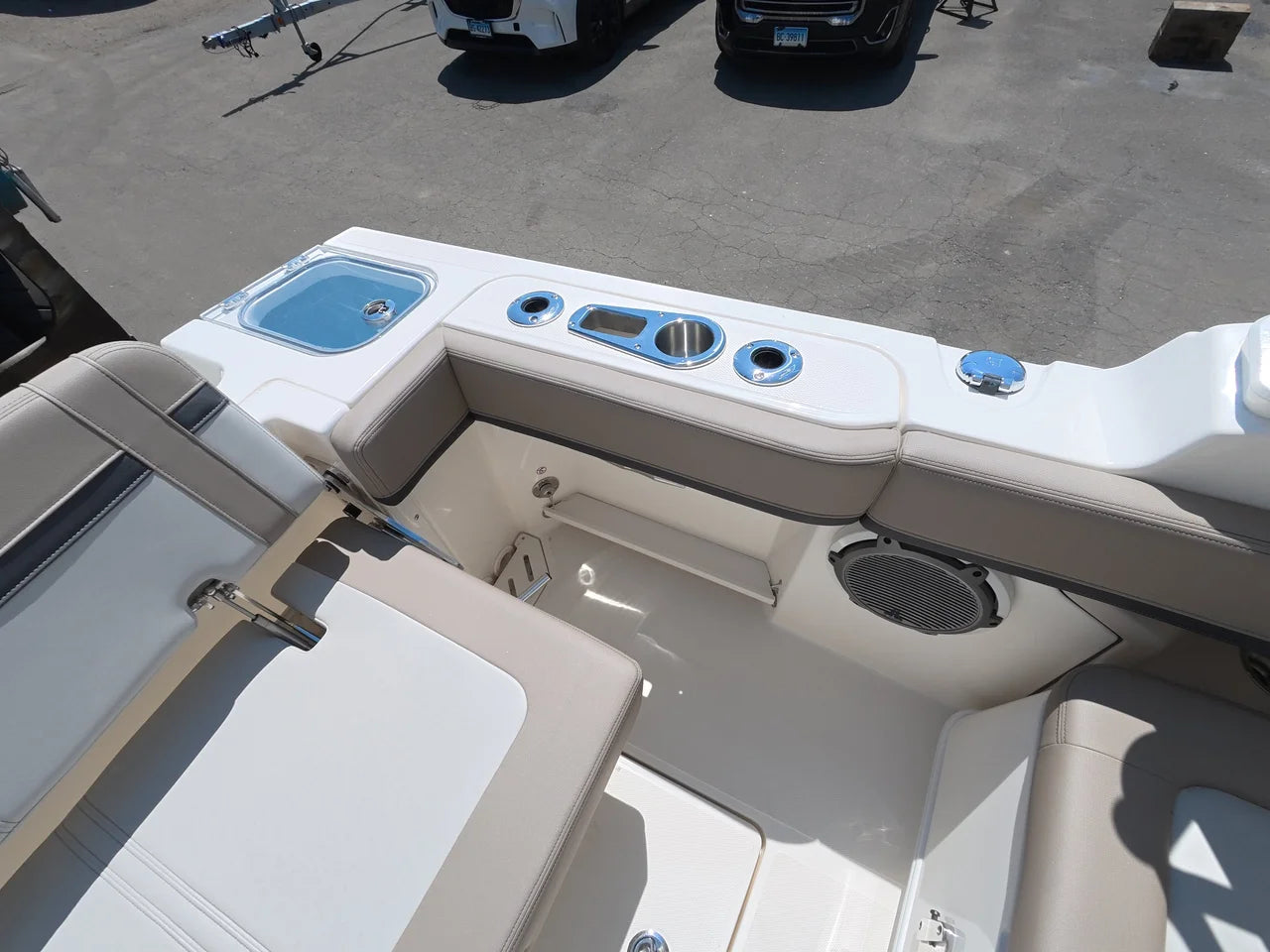 2026 Boston Whaler 240 Vantage 24.0 feet, Clearwater, Florida #8