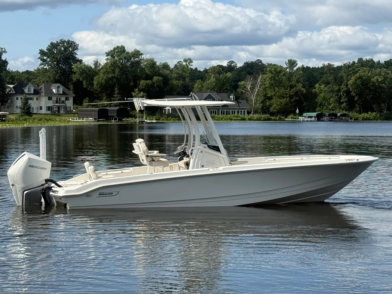 2026 Boston Whaler 250 Dauntless 25.0 feet, Clearwater, Florida #1
