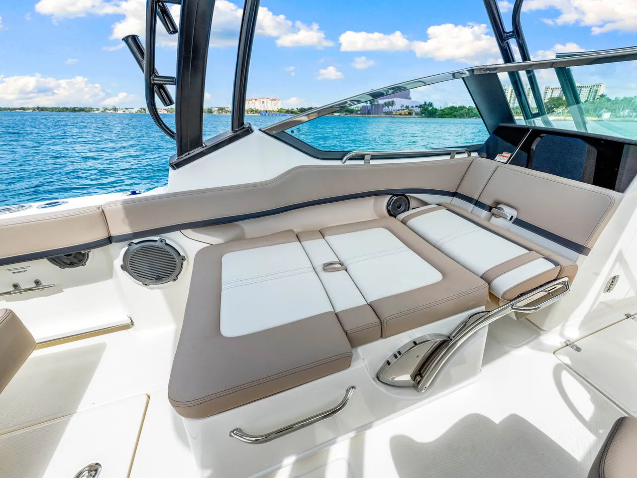 2026 Boston Whaler 240 Vantage 24.0 feet, Clearwater, Florida #24