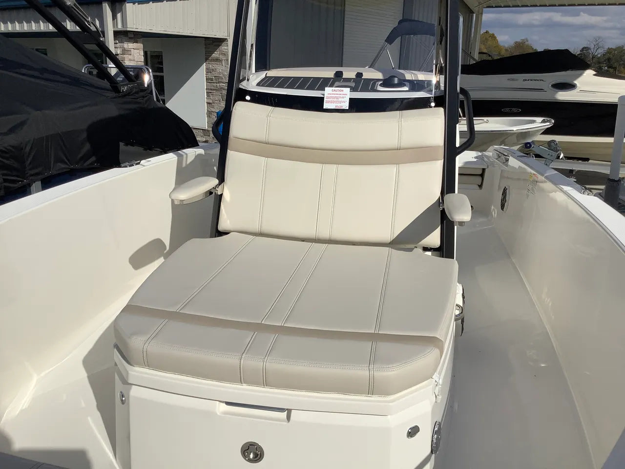 2026 Boston Whaler 220 Dauntless 22.0 feet, Clearwater, Florida #26