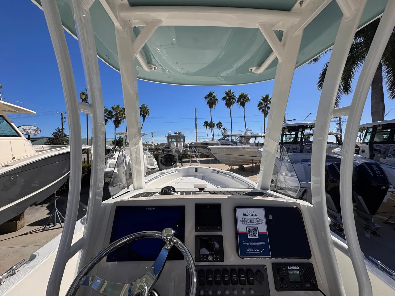 2026 Boston Whaler 250 Dauntless 25.0 feet, Clearwater, Florida #17