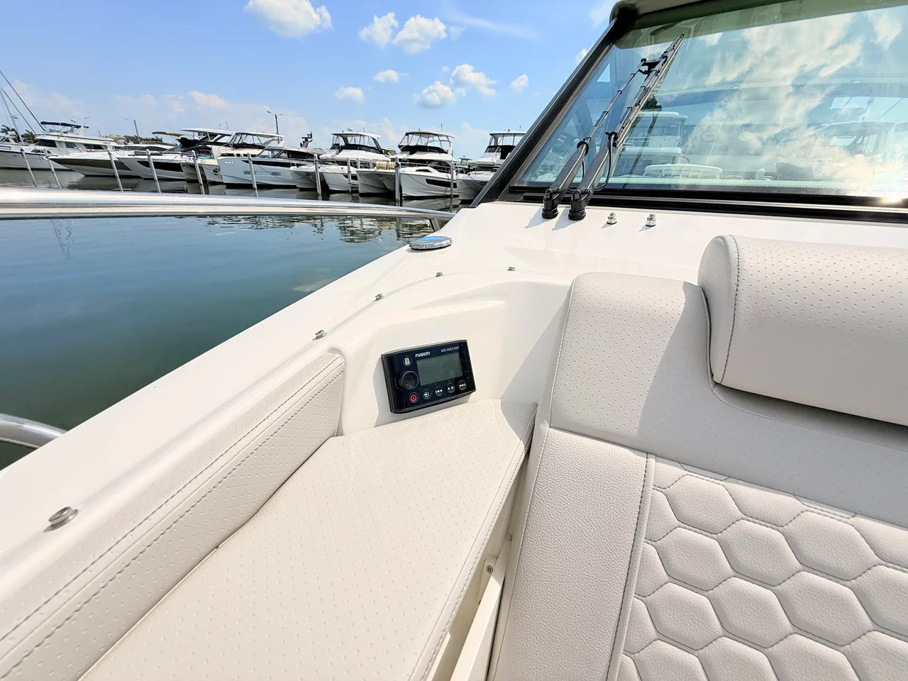 2026 Sea Ray Sundancer 320 Outboard 32.0 feet, Clearwater, Florida #65