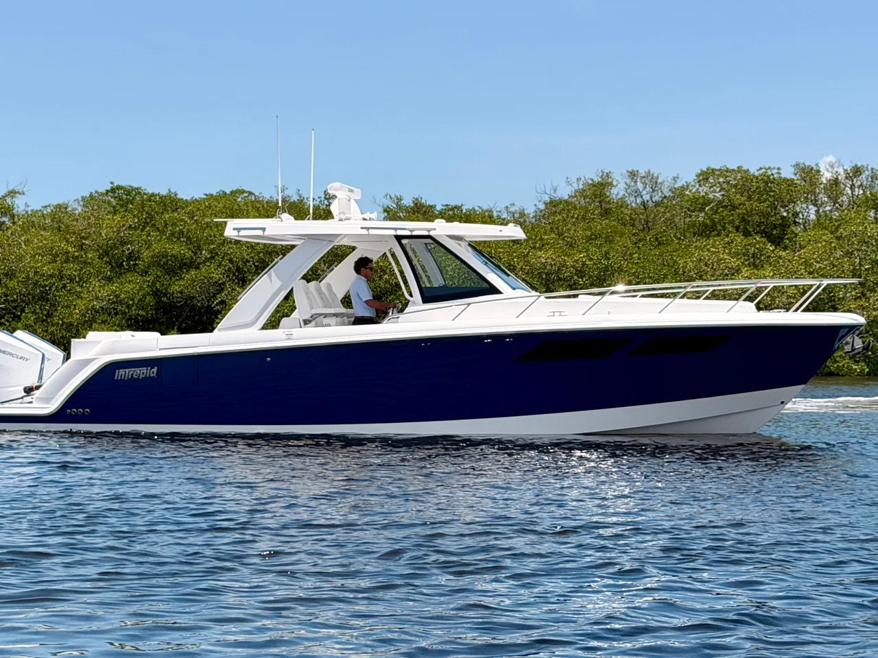2026 Intrepid 35 VALOR 37.0 feet, Clearwater, Florida #1