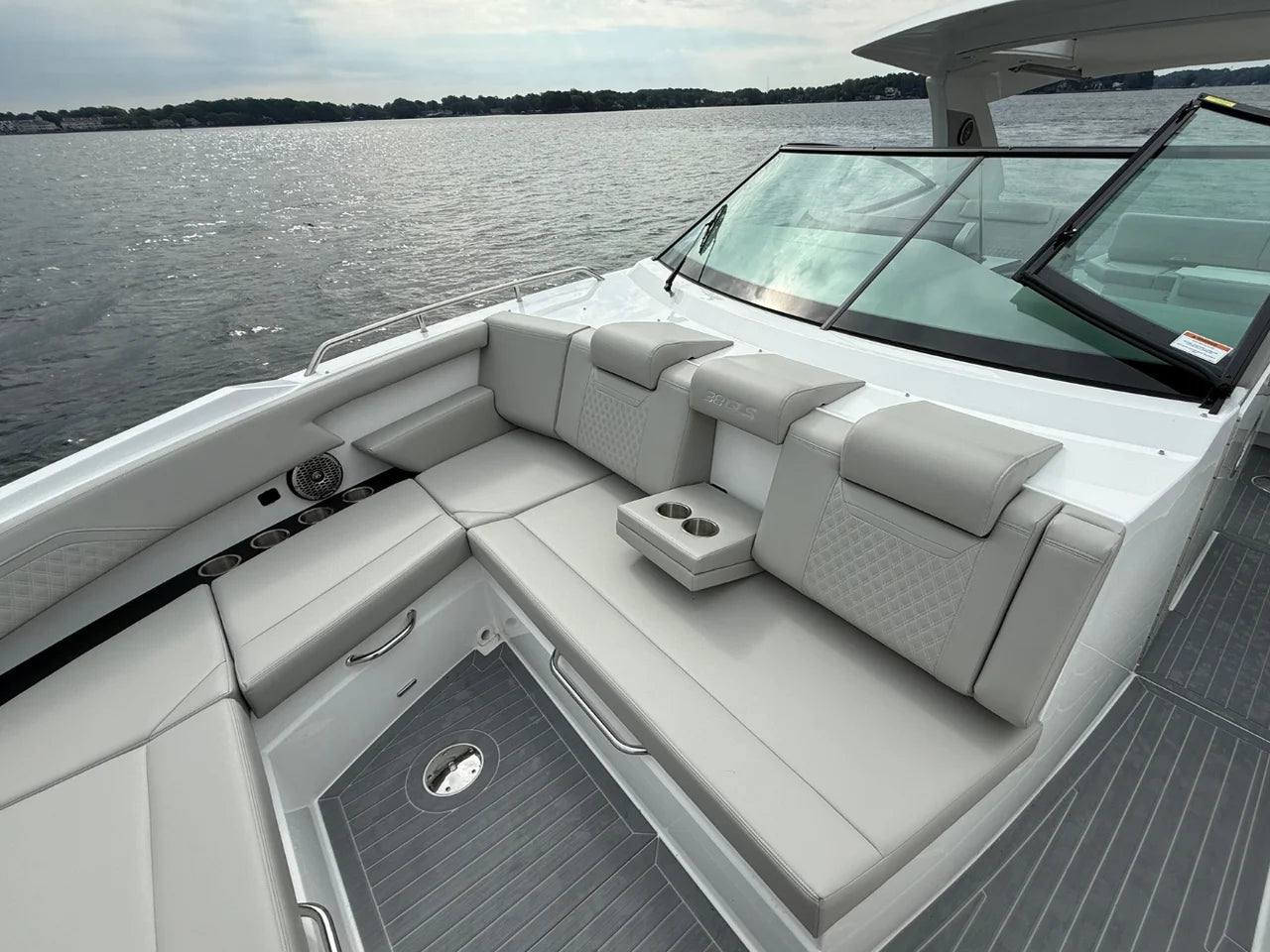 2026 Cruisers Yachts 38 GLS 37.0 feet, Clearwater, Florida #41