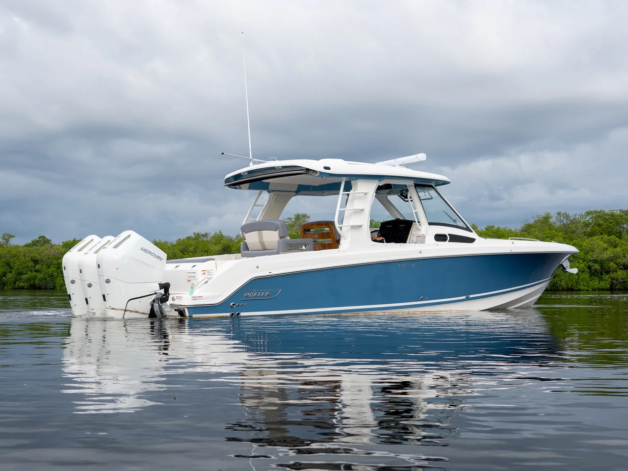 2026 Boston Whaler 350 Realm 35.0 feet, Clearwater, Florida #4