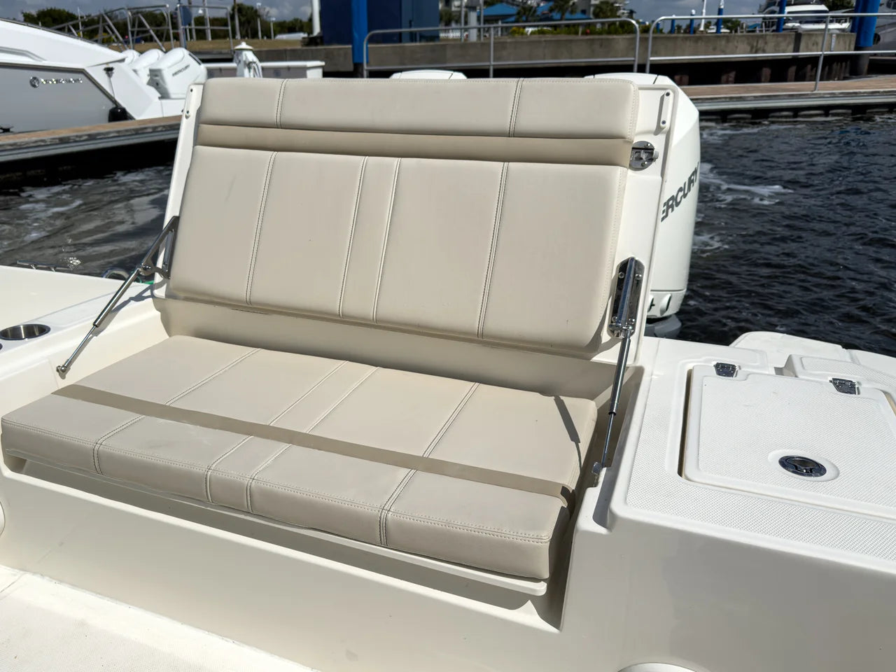 2026 Boston Whaler 280 Dauntless 28.0 feet, Clearwater, Florida #6