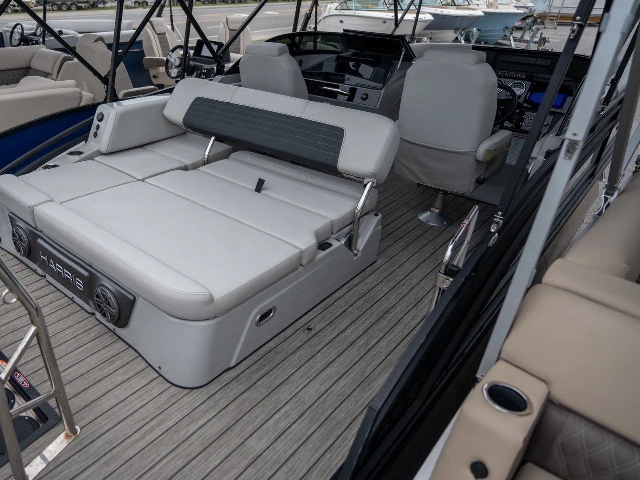 2025 Harris 250 Solstice DC 25.0 feet, Clearwater, Florida #21
