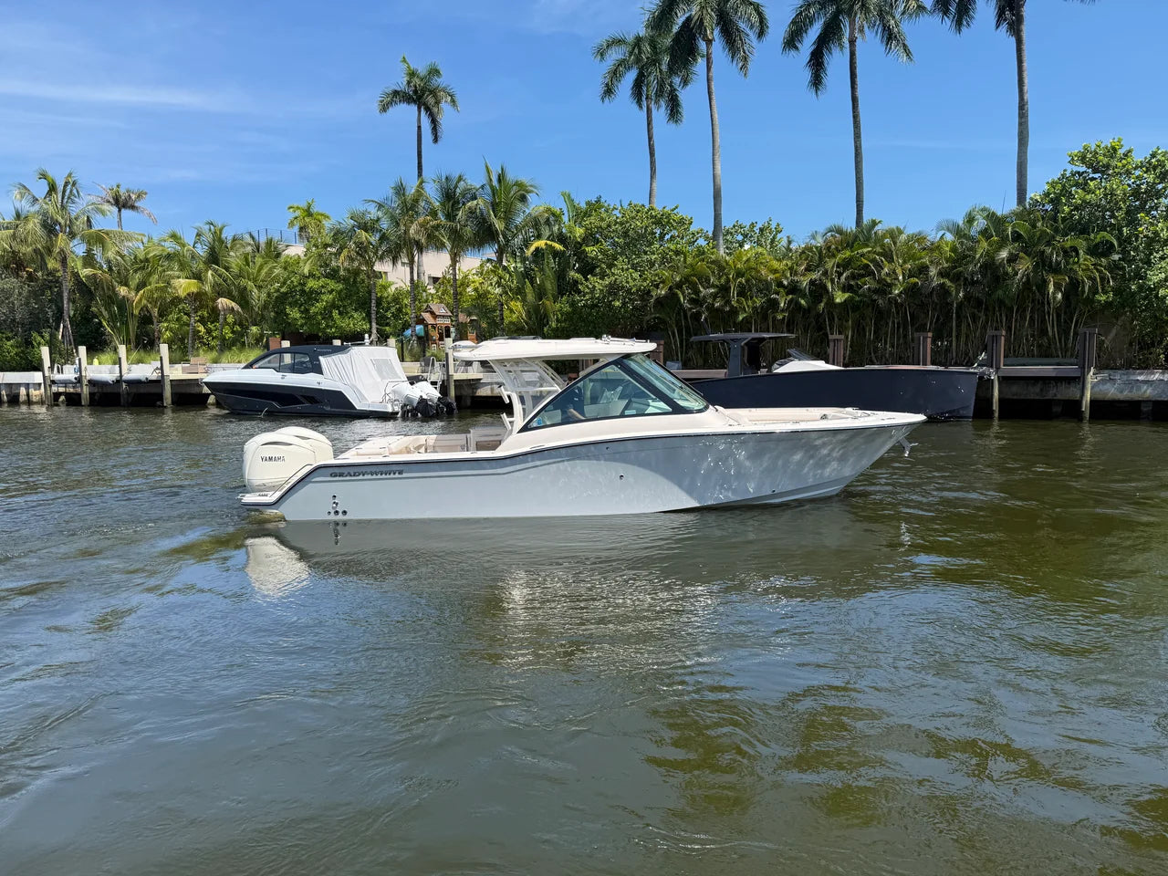2027 Grady-White 325FRD 32.0 feet, Clearwater, Florida #2