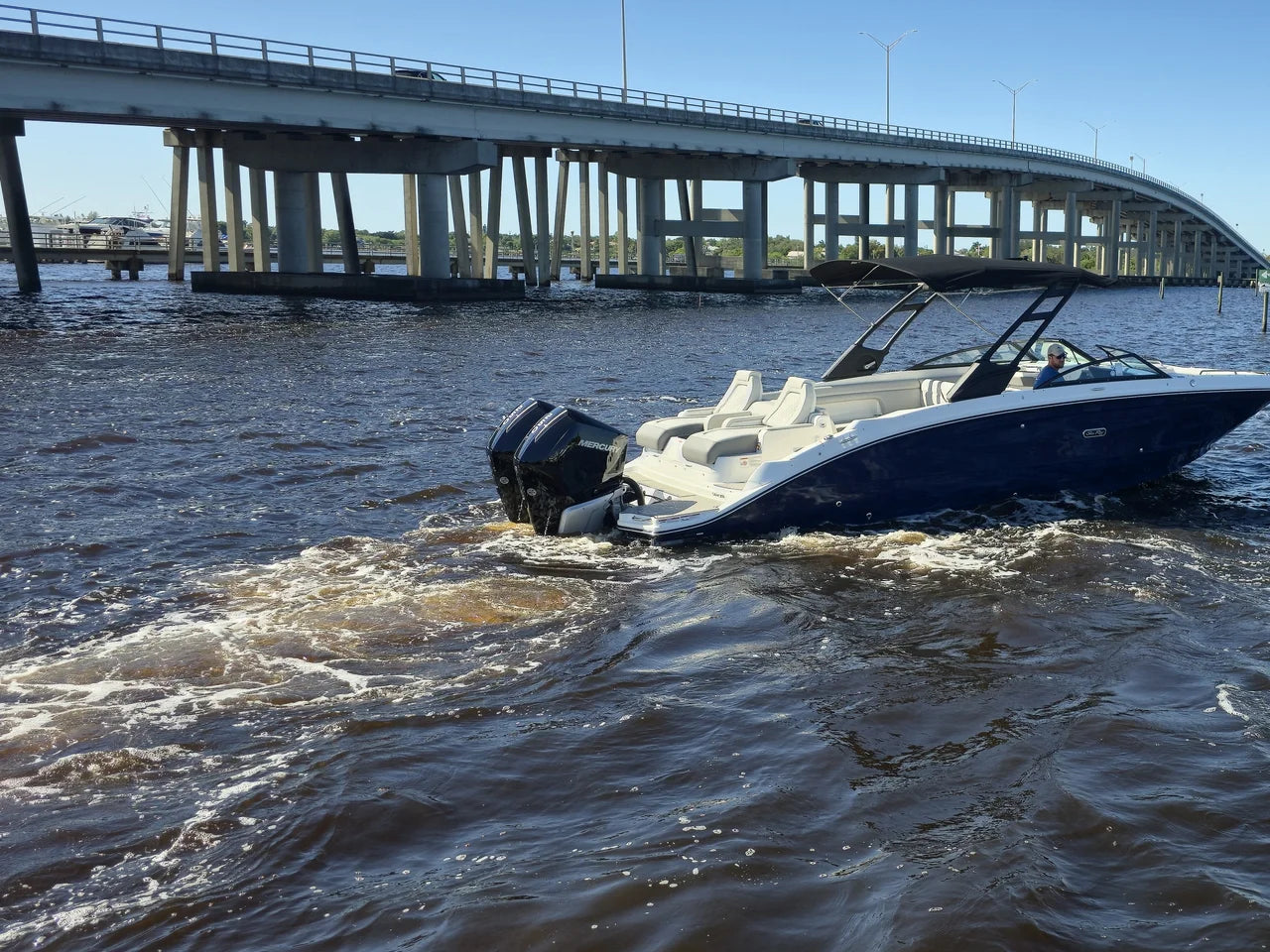 2026 Sea Ray SDX 290 Outboard 29.0 feet, Clearwater, Florida #3
