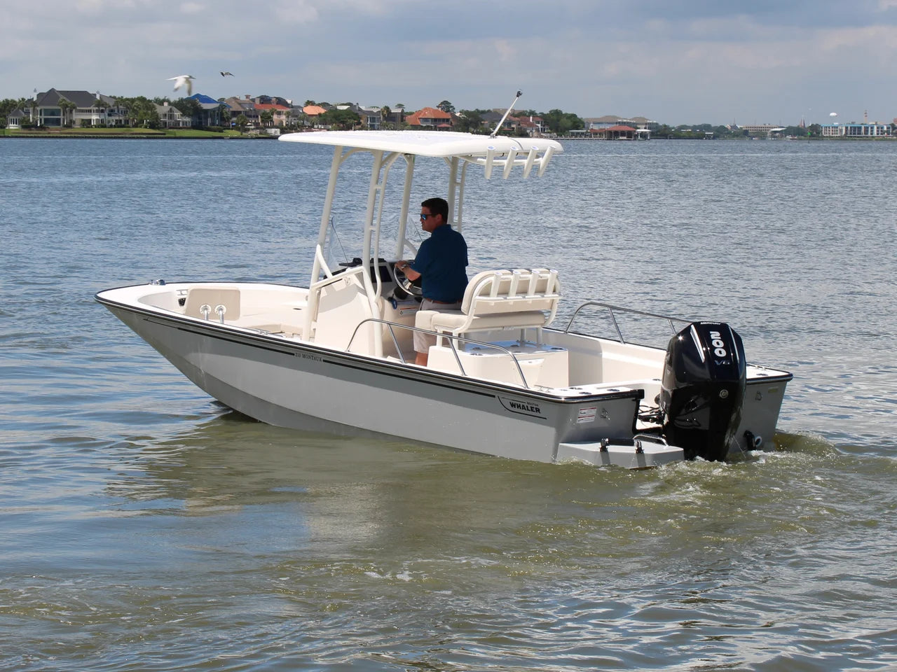 2026 Boston Whaler 210 Montauk 21.0 feet, Clearwater, Florida #2