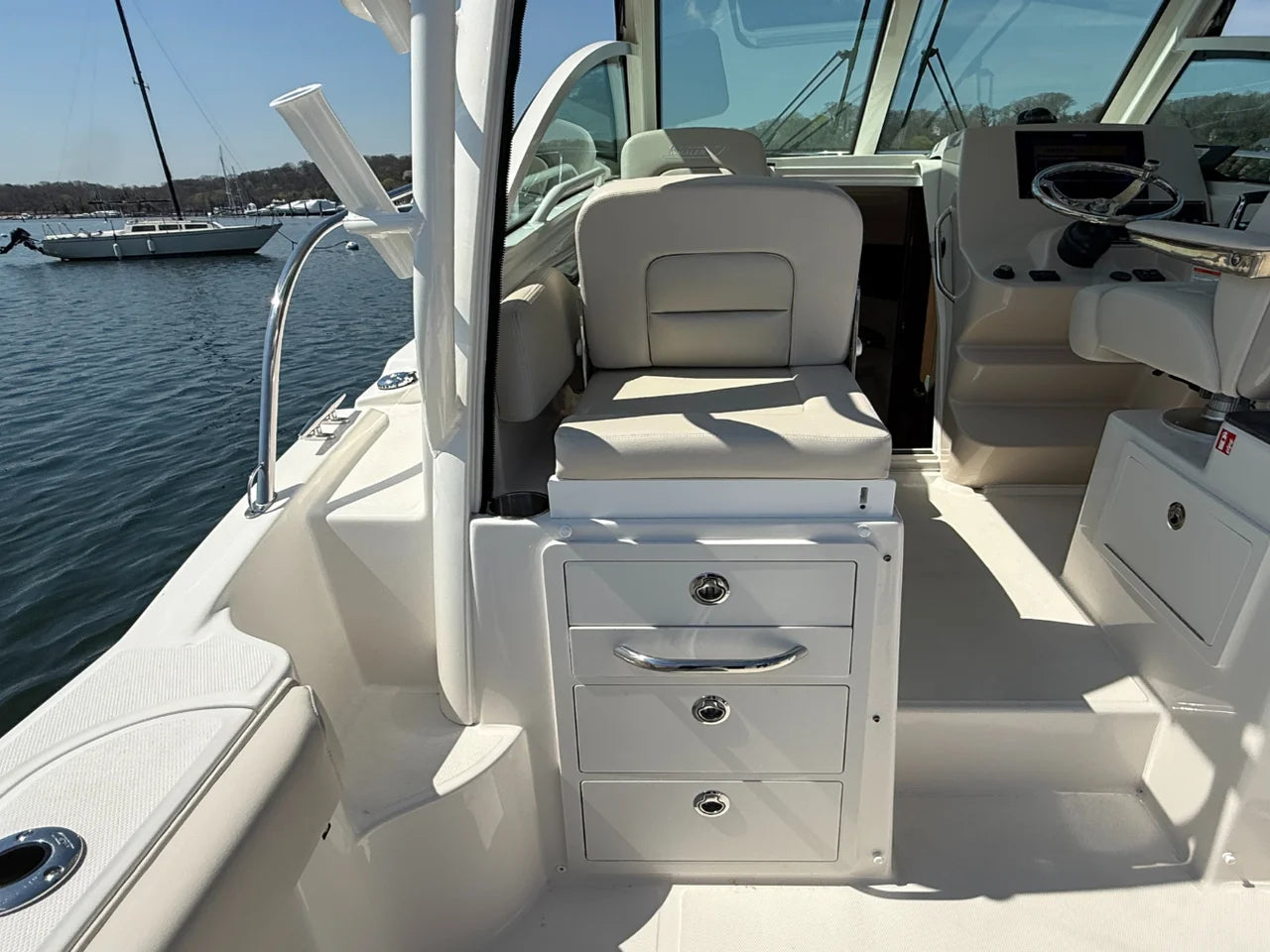 2026 Boston Whaler 285 Conquest 28.0 feet, Clearwater, Florida #16