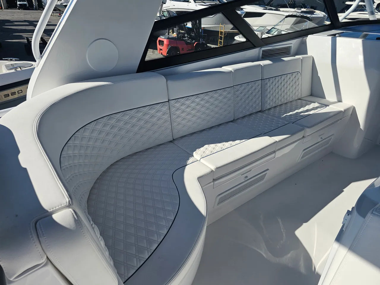 2026 Intrepid 438 EVOLUTION 43.0 feet, Clearwater, Florida #6