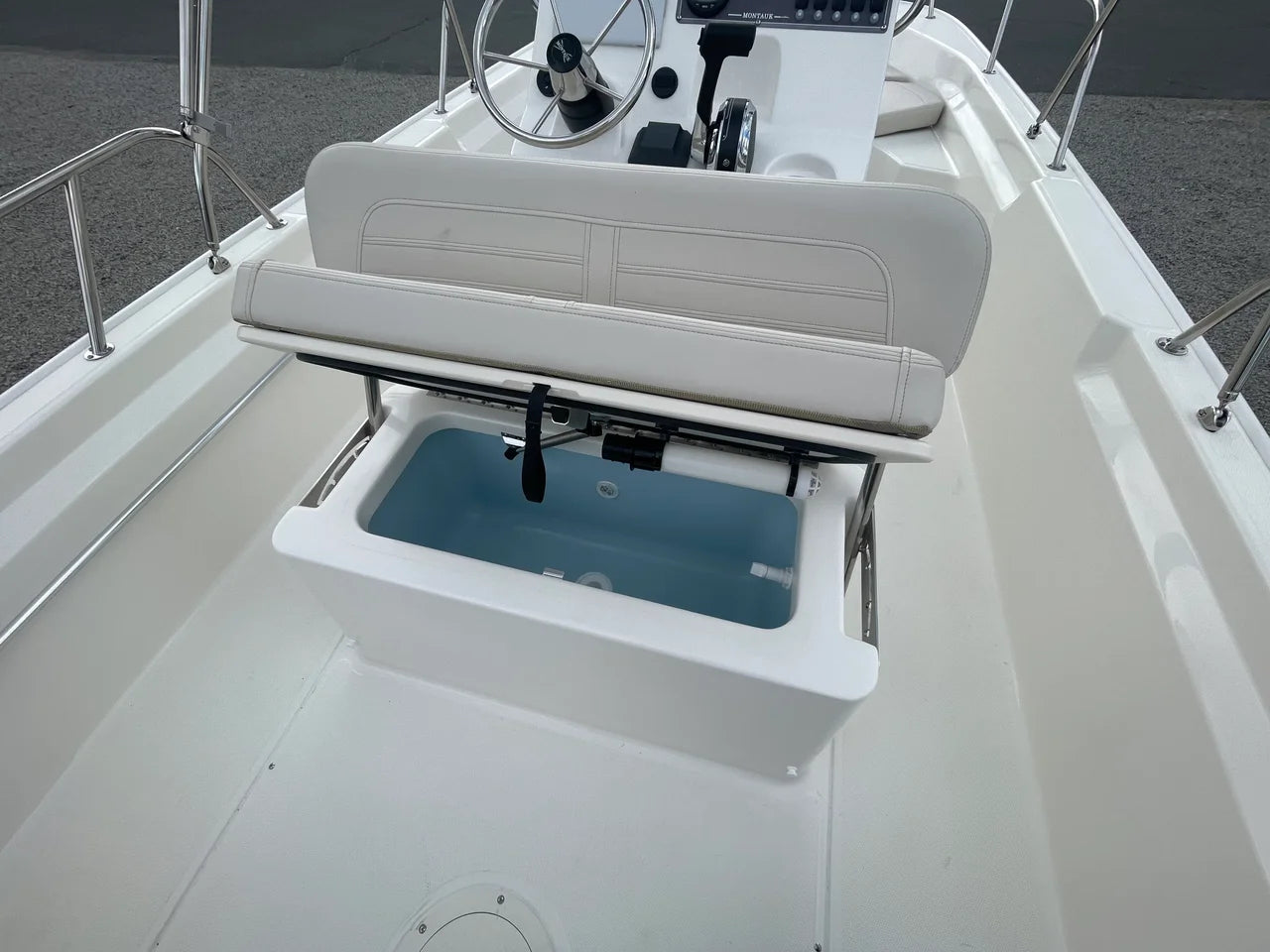 2026 Boston Whaler 170 Montauk 17.0 feet, Clearwater, Florida #5