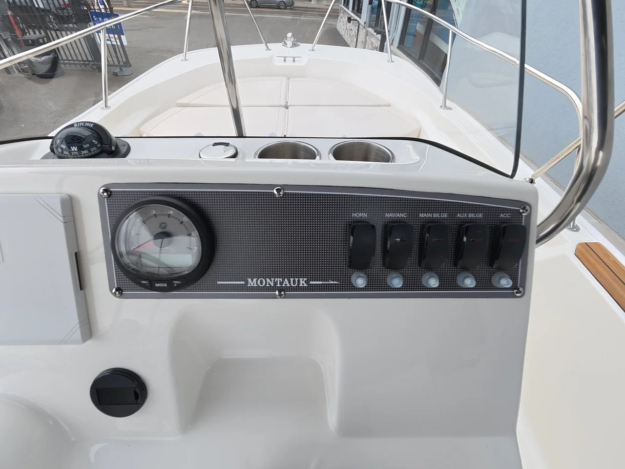 2027 Boston Whaler 170 Montauk 17.0 feet, Clearwater, Florida #17