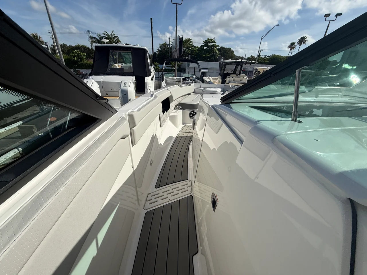 2026 Sea Ray SLX 400 Outboard 40.0 feet, Clearwater, Florida #42