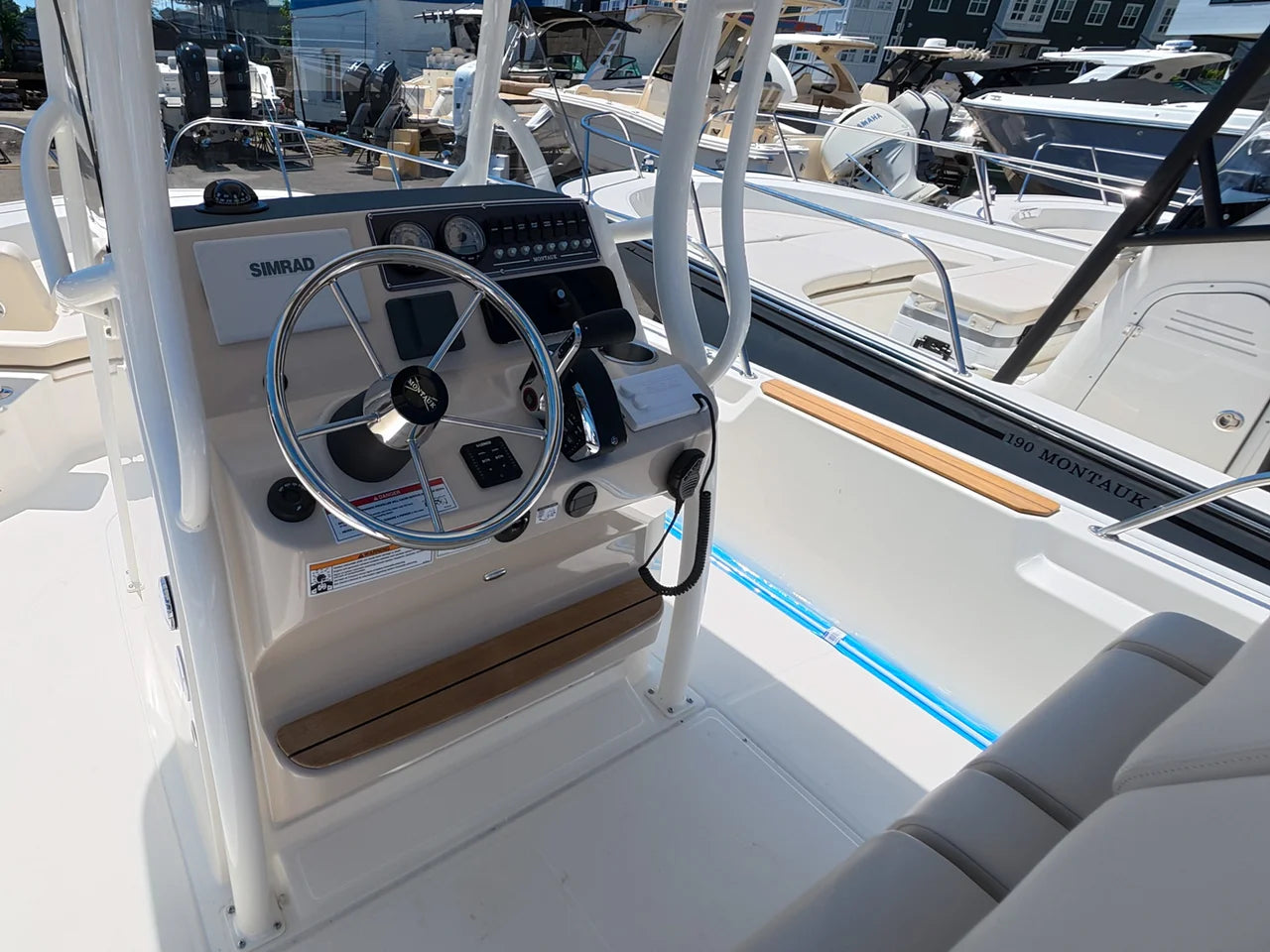 2026 Boston Whaler 210 Montauk 21.0 feet, Clearwater, Florida #15