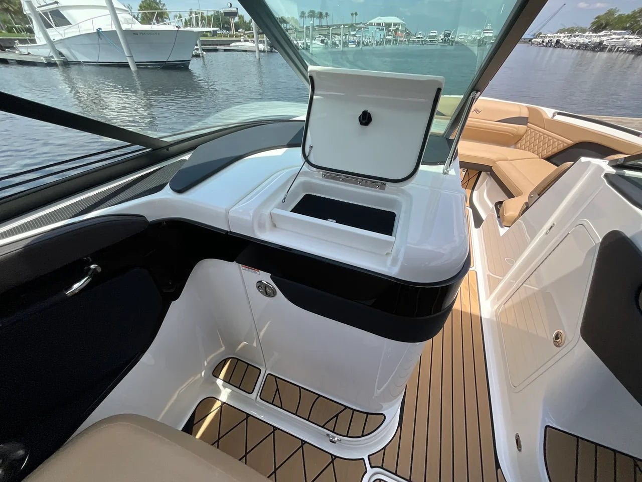 2026 Sea Ray SLX 260 Outboard 26.0 feet, Clearwater, Florida #16