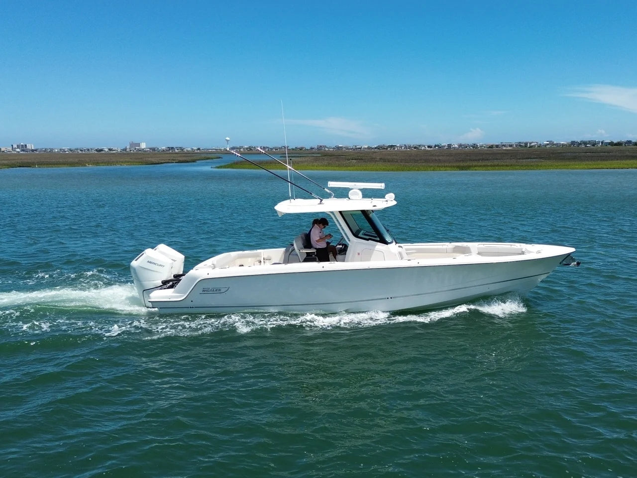 2026 Boston Whaler 330 Outrage 33.0 feet, Clearwater, Florida #1