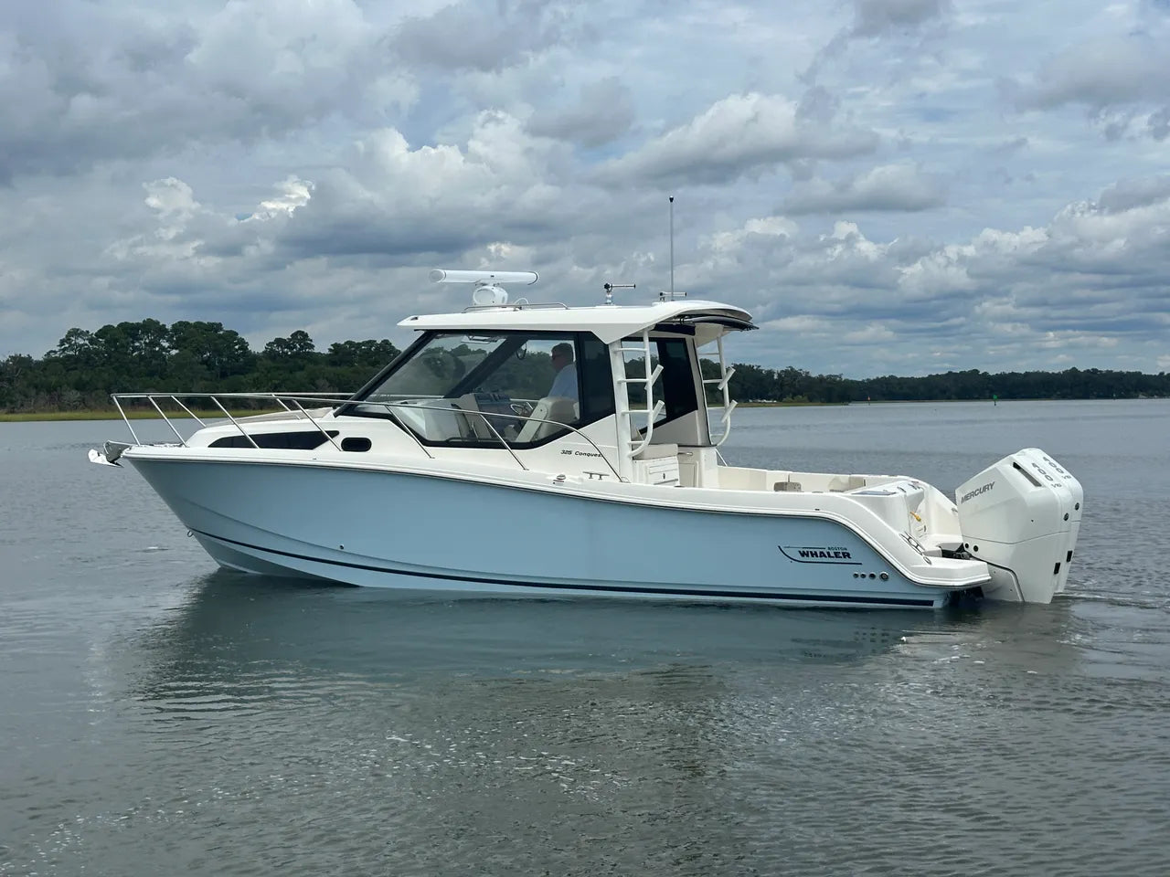 2025 Boston Whaler 325 Conquest 32.0 feet, Clearwater, Florida #7