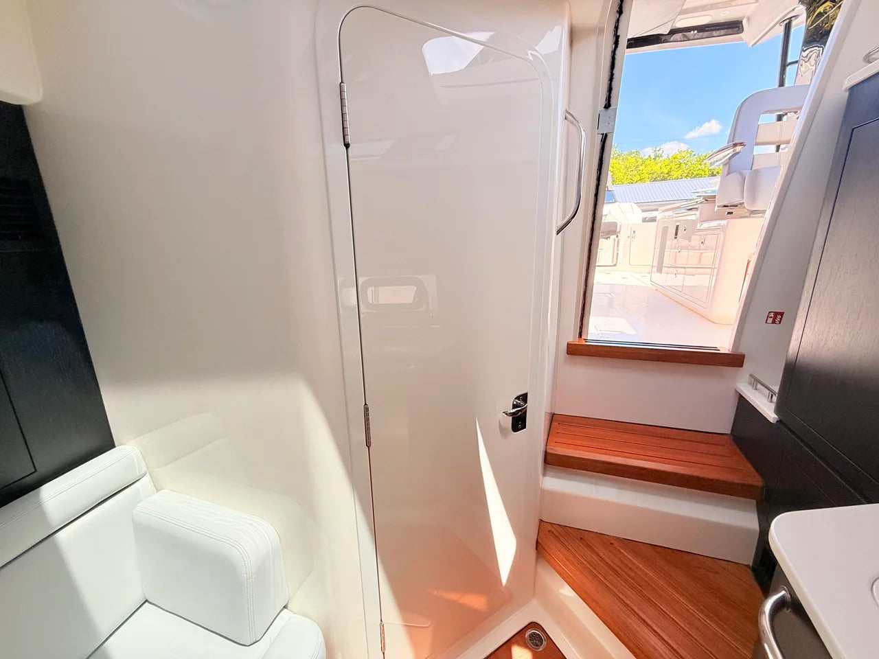 2026 Boston Whaler 380 Realm 38.0 feet, Clearwater, Florida #27
