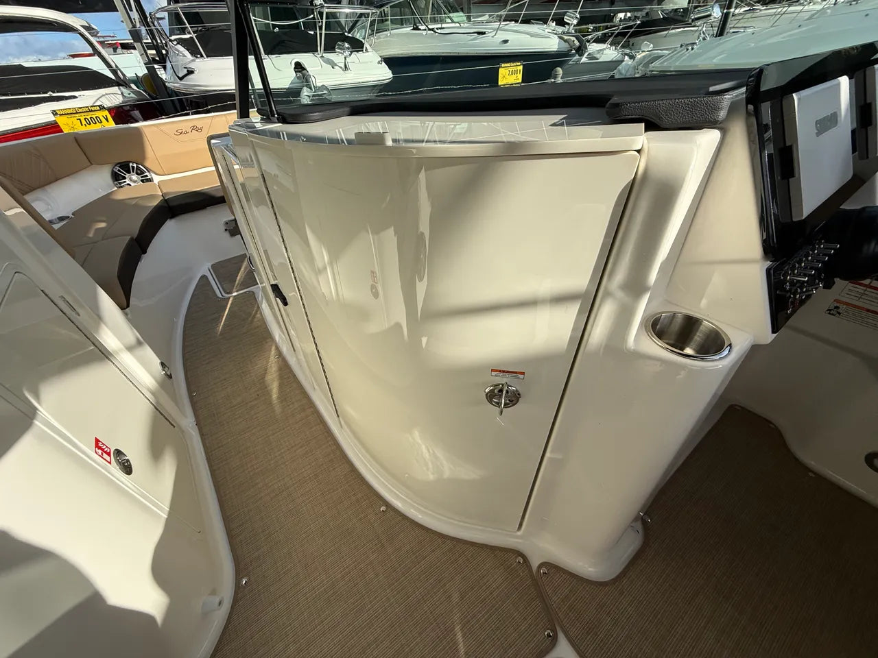 2025 Sea Ray SDX 250 Outboard 25.0 feet, Clearwater, Florida #25
