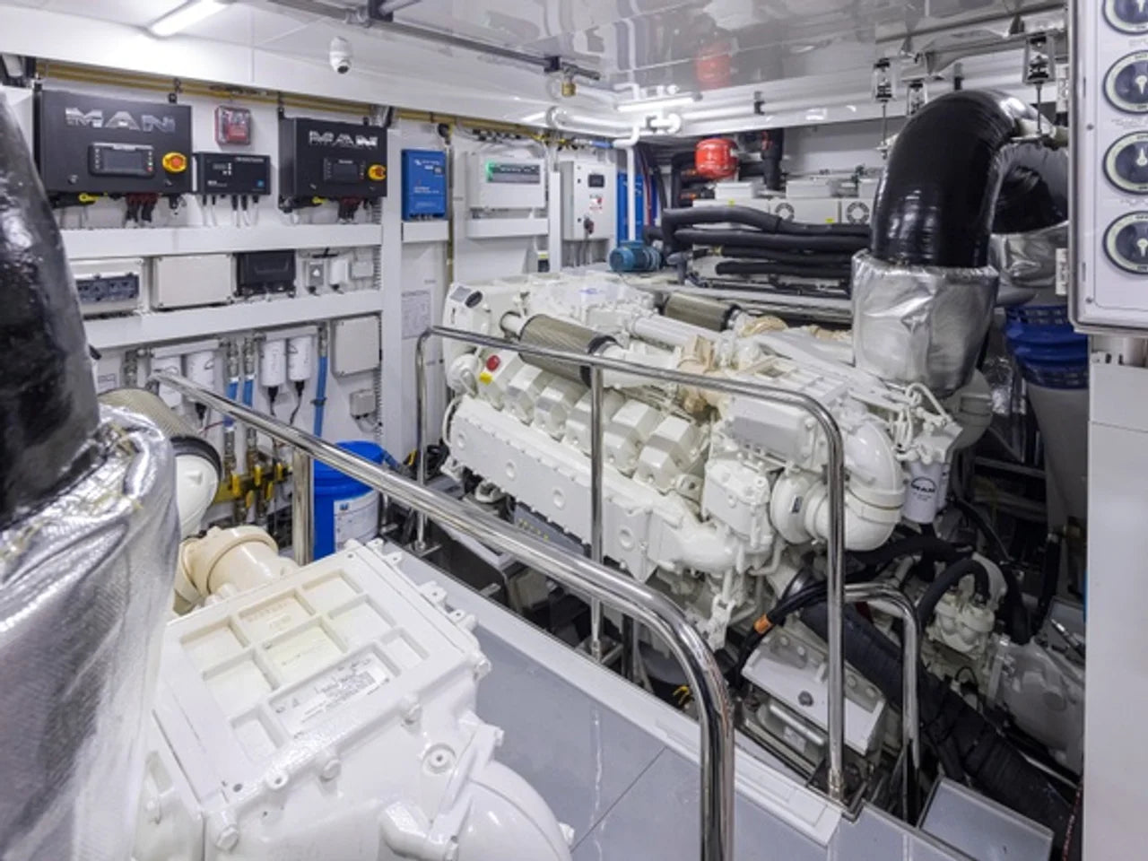 2027 Ocean Alexander 27R 93.0 feet, Clearwater, Florida #32