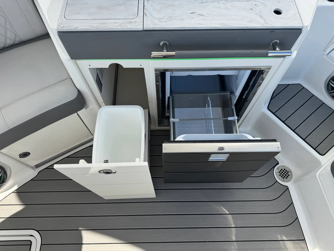 2026 Sea Ray SLX 350 35.0 feet, Clearwater, Florida #17
