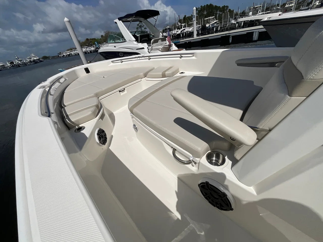 2026 Boston Whaler 250 Dauntless 25.0 feet, Clearwater, Florida #12
