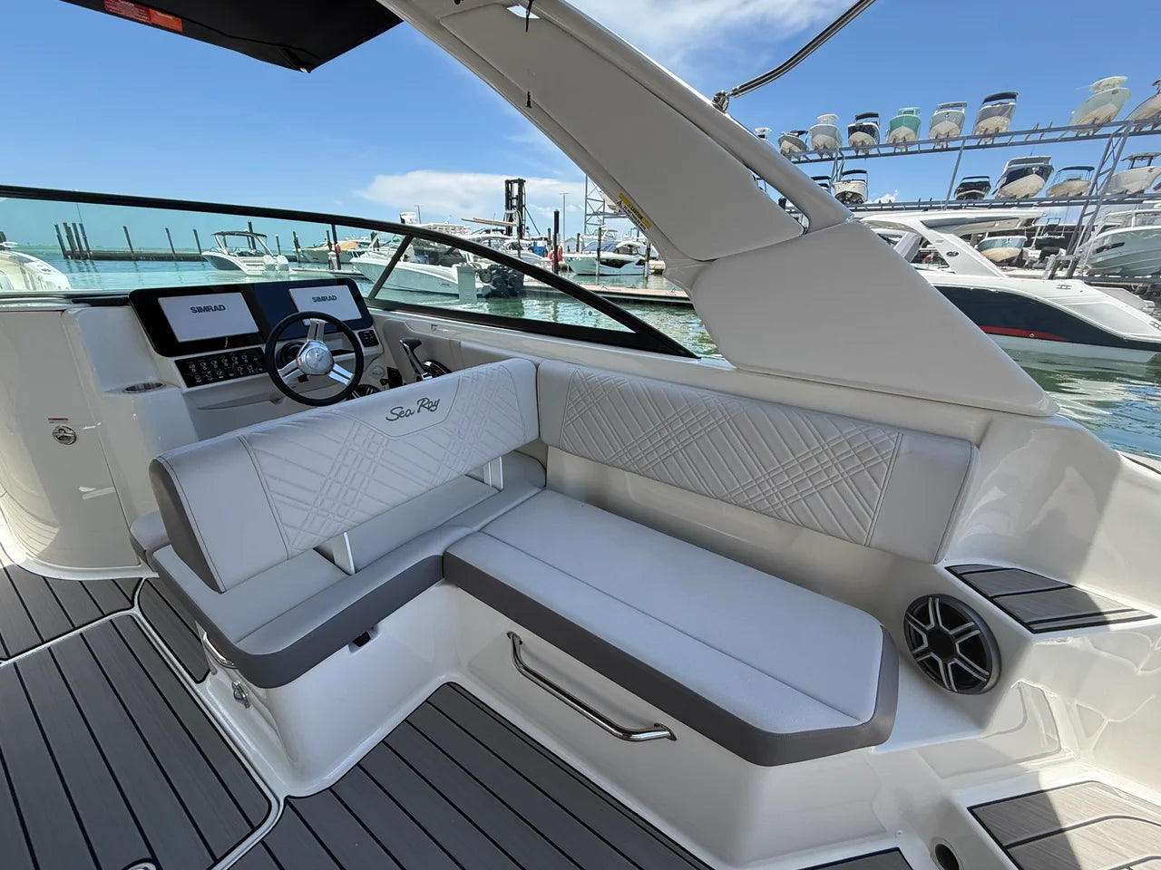 2026 Sea Ray SDX 270 Outboard 27.0 feet, Clearwater, Florida #21