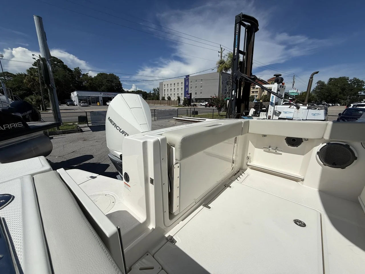2026 Boston Whaler 240 Vantage 24.0 feet, Clearwater, Florida #12