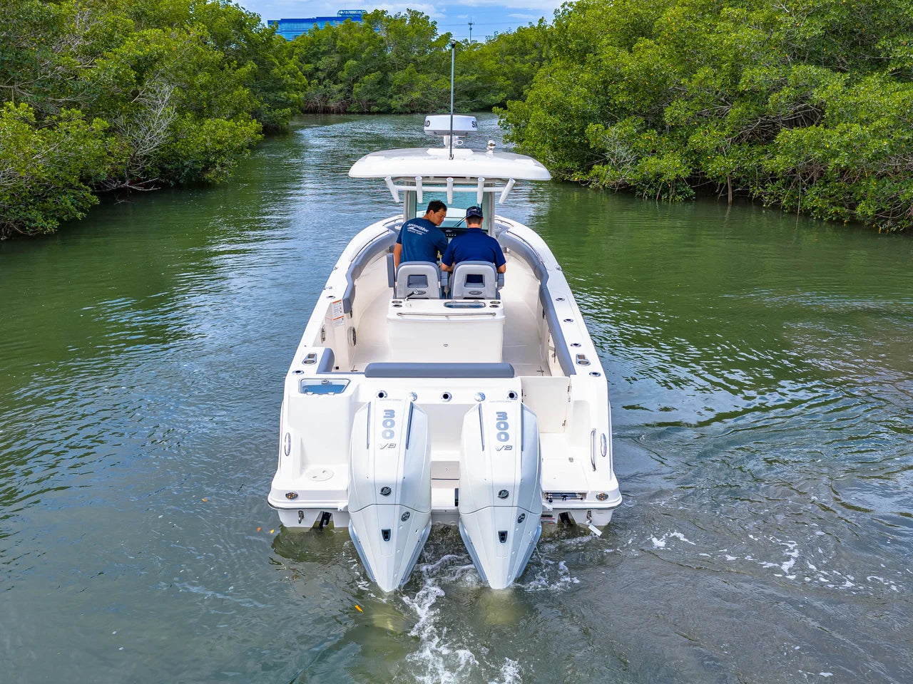 2026 Boston Whaler 280 Outrage 28.0 feet, Clearwater, Florida #7