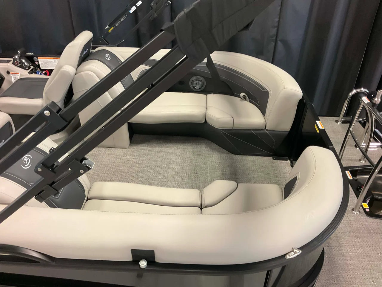 2026 Barletta Cabrio 22 QC 22.0 feet, Clearwater, Florida #8