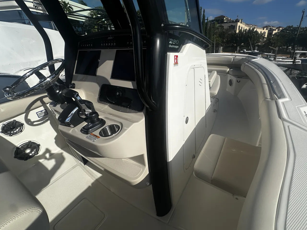 2026 Boston Whaler 280 Outrage 28.0 feet, Clearwater, Florida #22