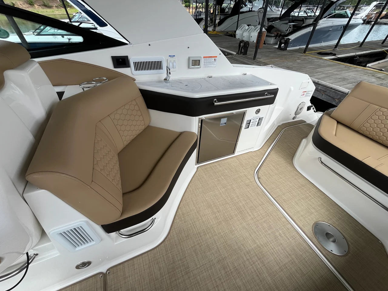 2026 Sea Ray Sundancer 320 32.0 feet, Clearwater, Florida #9