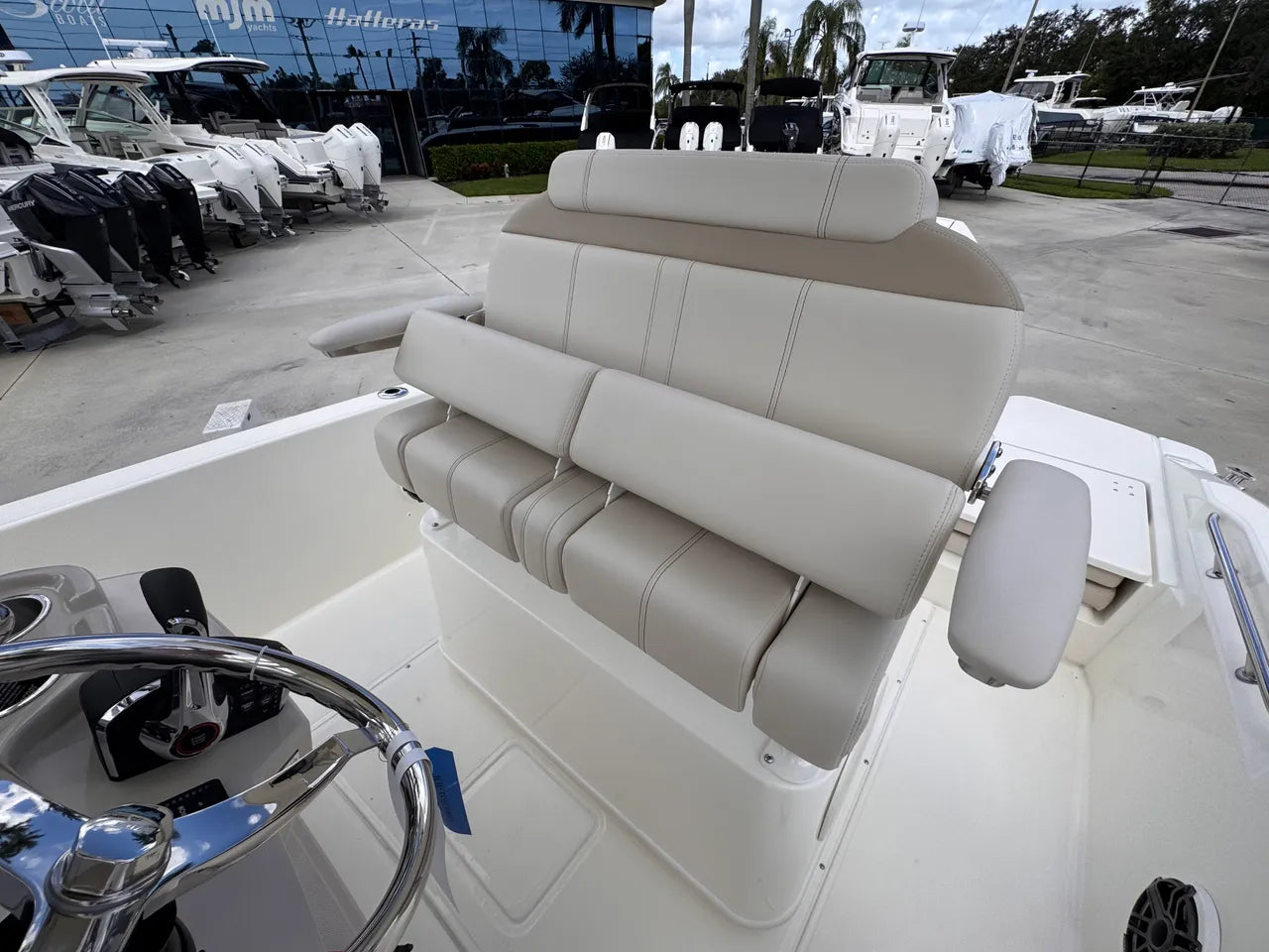 2026 Boston Whaler 220 Dauntless 22.0 feet, Clearwater, Florida #11