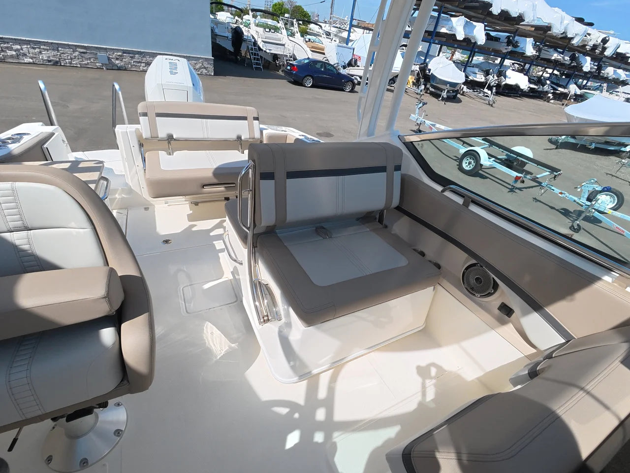 2026 Boston Whaler 240 Vantage 24.0 feet, Clearwater, Florida #13