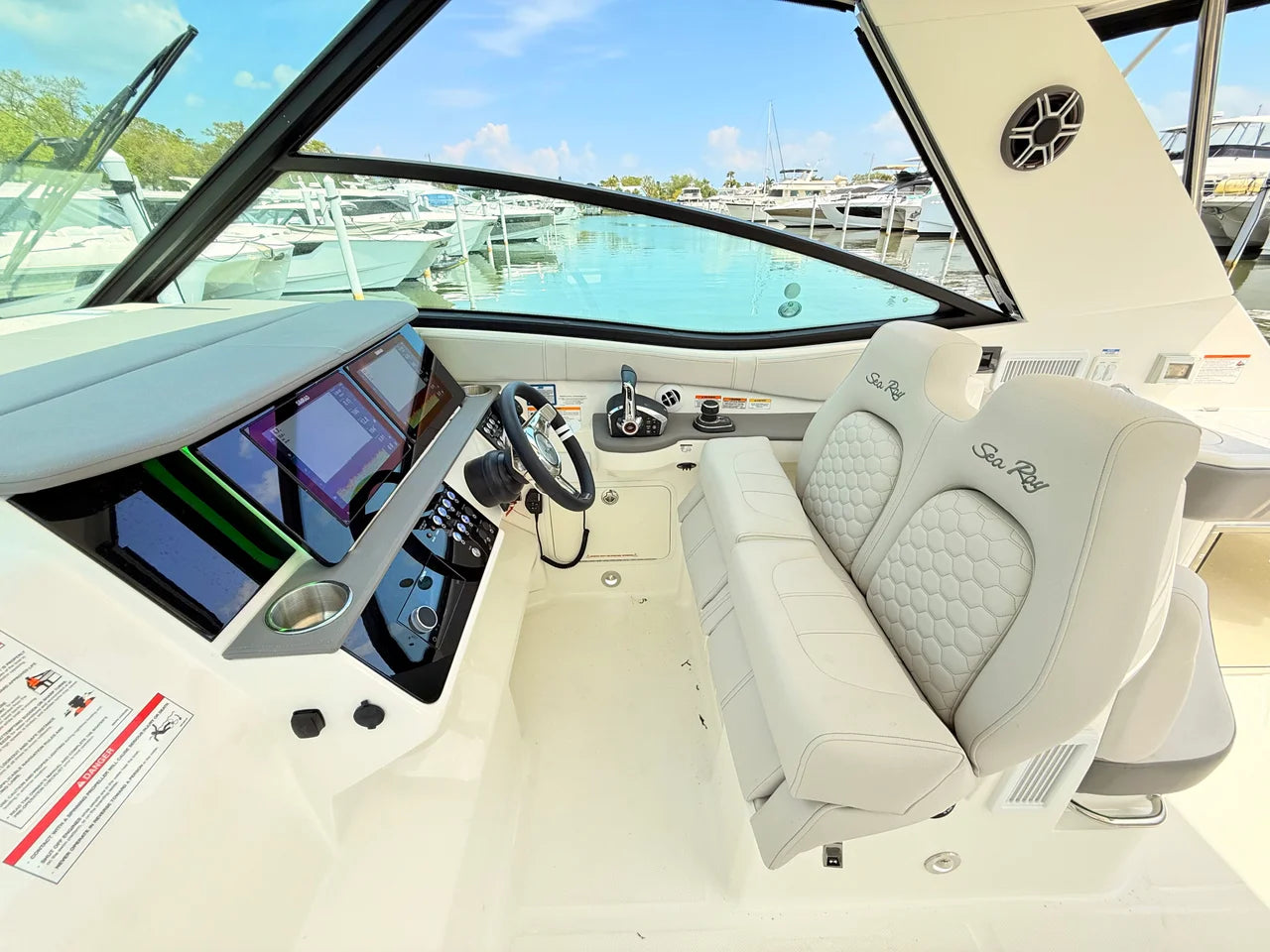 2026 Sea Ray Sundancer 320 Outboard 32.0 feet, Clearwater, Florida #44