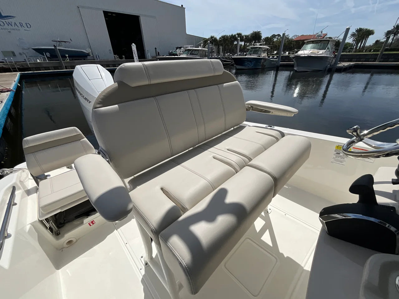2026 Boston Whaler 250 Dauntless 25.0 feet, Clearwater, Florida #10