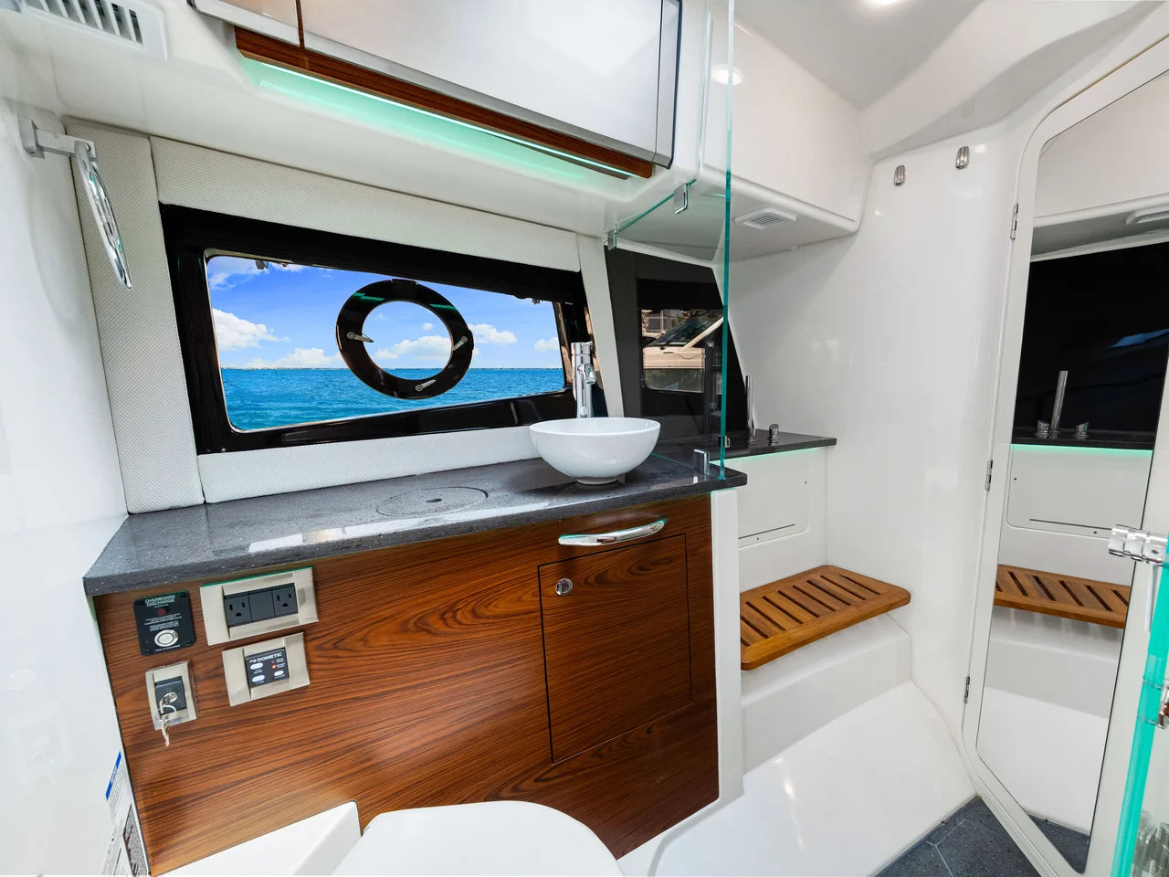 2026 Boston Whaler 405 Conquest 40.0 feet, Clearwater, Florida #88