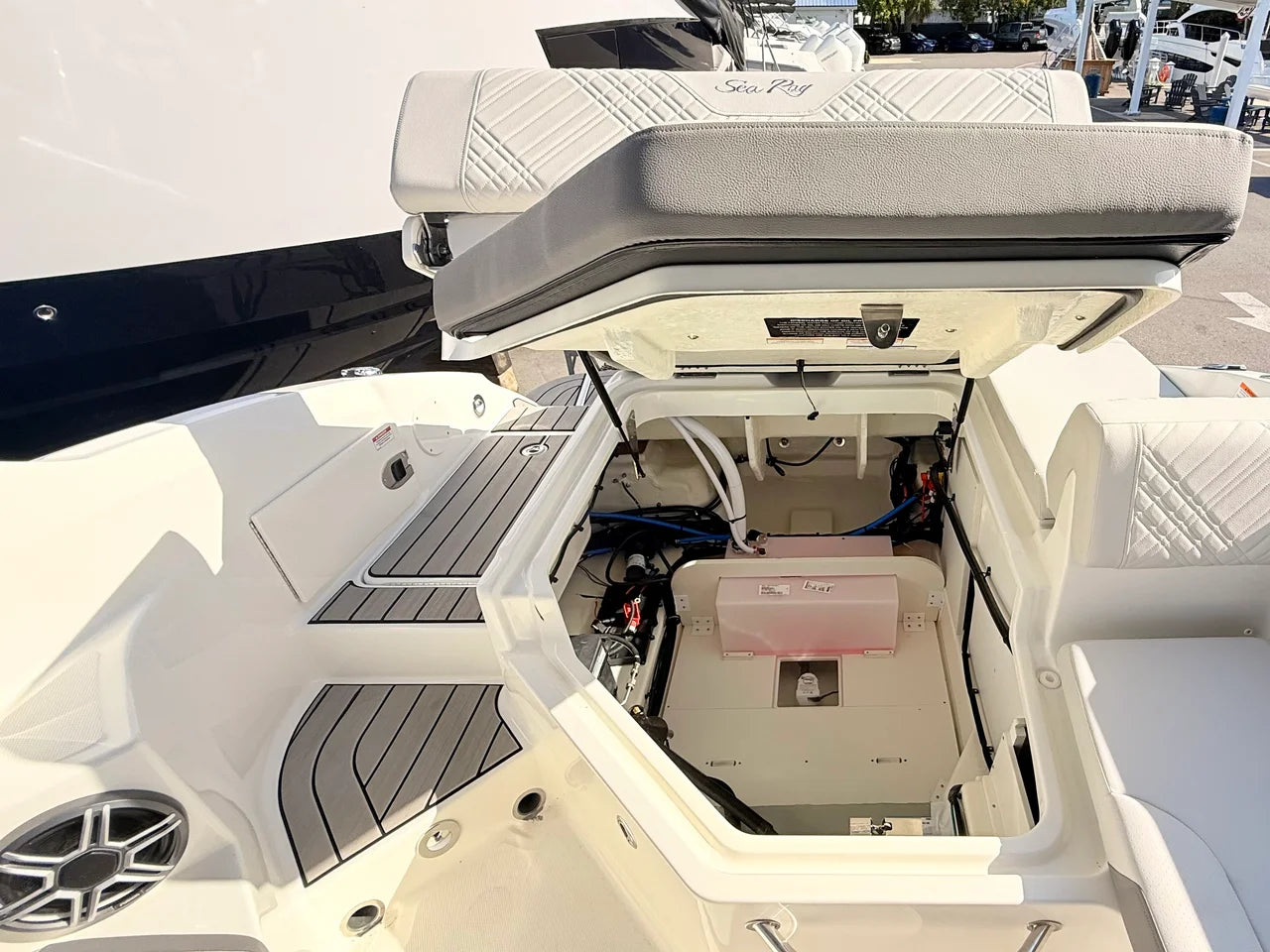 2026 Sea Ray SDX 250 Outboard 25.0 feet, Clearwater, Florida #21