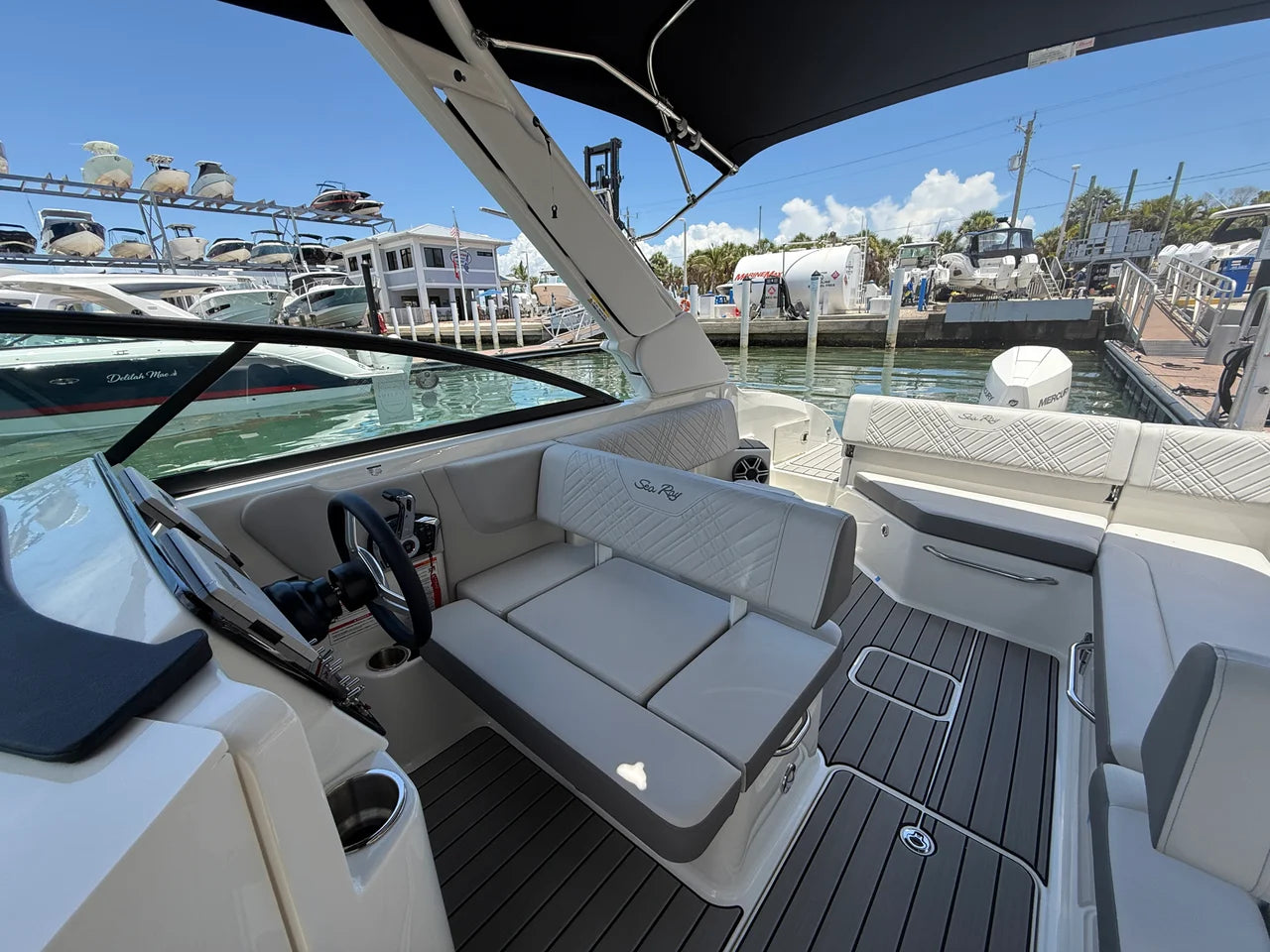 2026 Sea Ray SDX 270 Outboard 27.0 feet, Clearwater, Florida #12