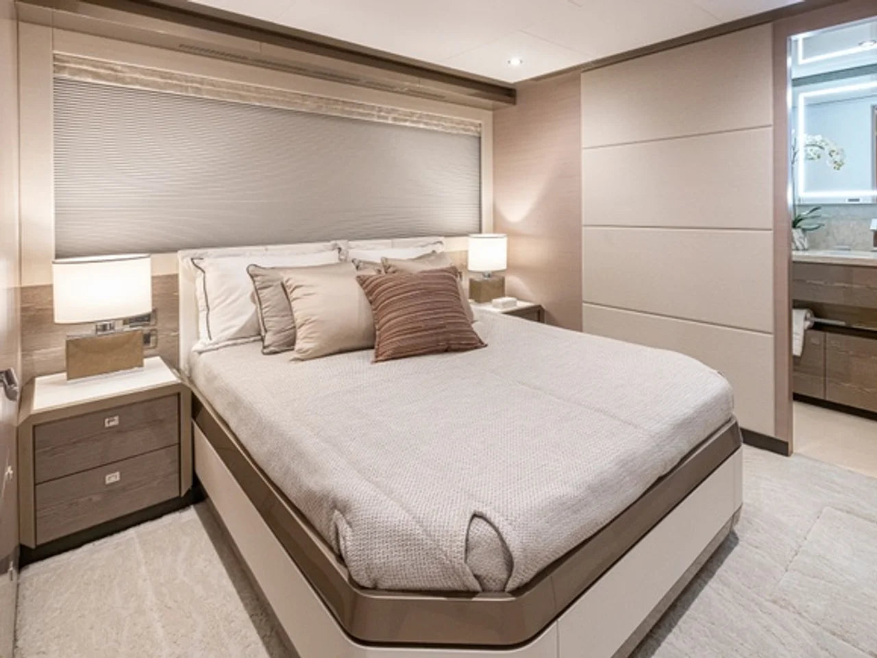 2027 Ocean Alexander 27R 93.0 feet, Clearwater, Florida #44