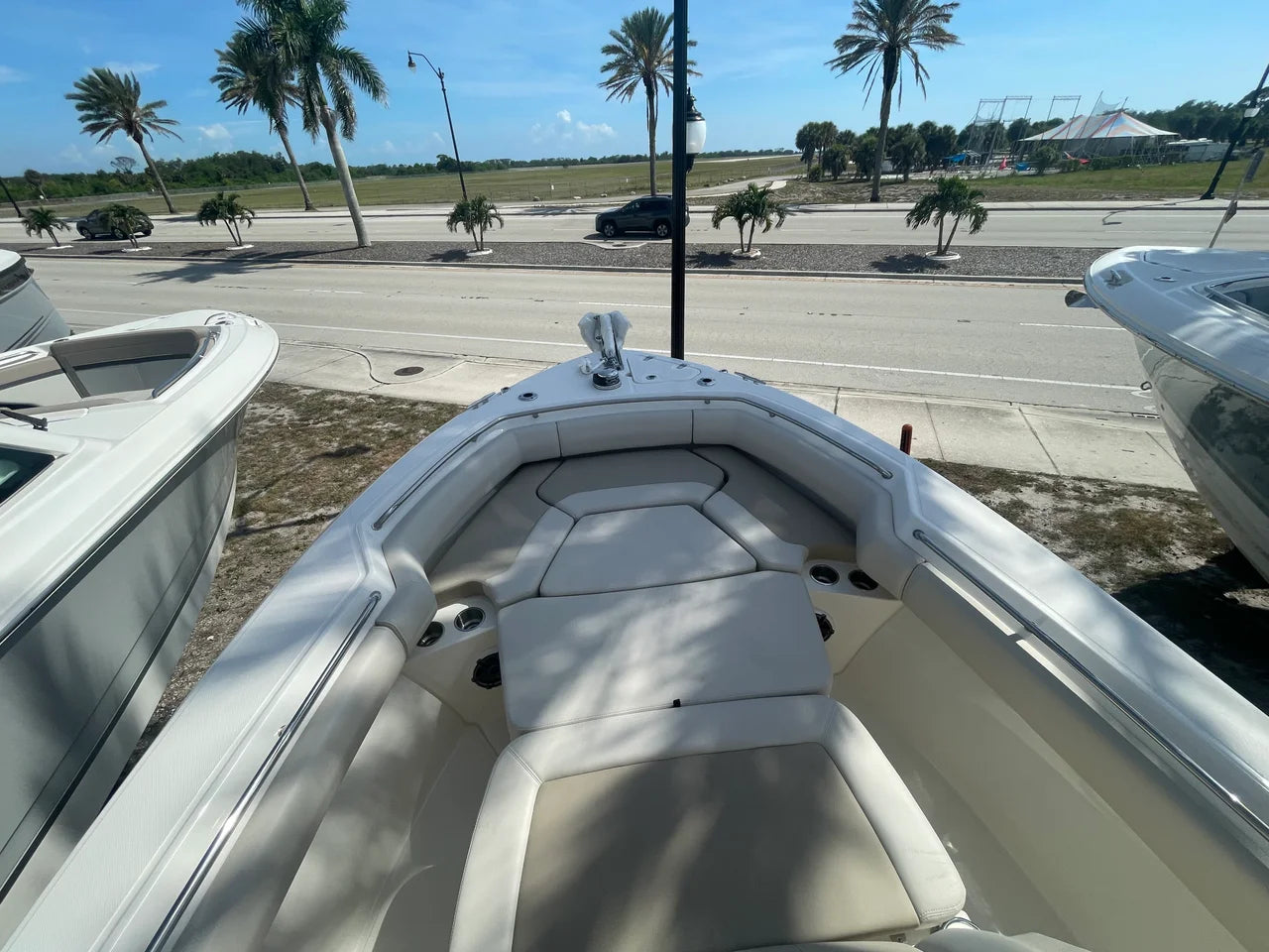 2026 Boston Whaler 250 Outrage 25.0 feet, Clearwater, Florida #9