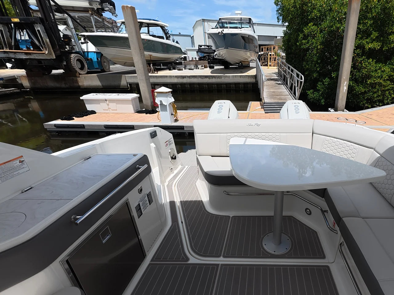 2026 Sea Ray Sundancer 320 Outboard 32.0 feet, Clearwater, Florida #26