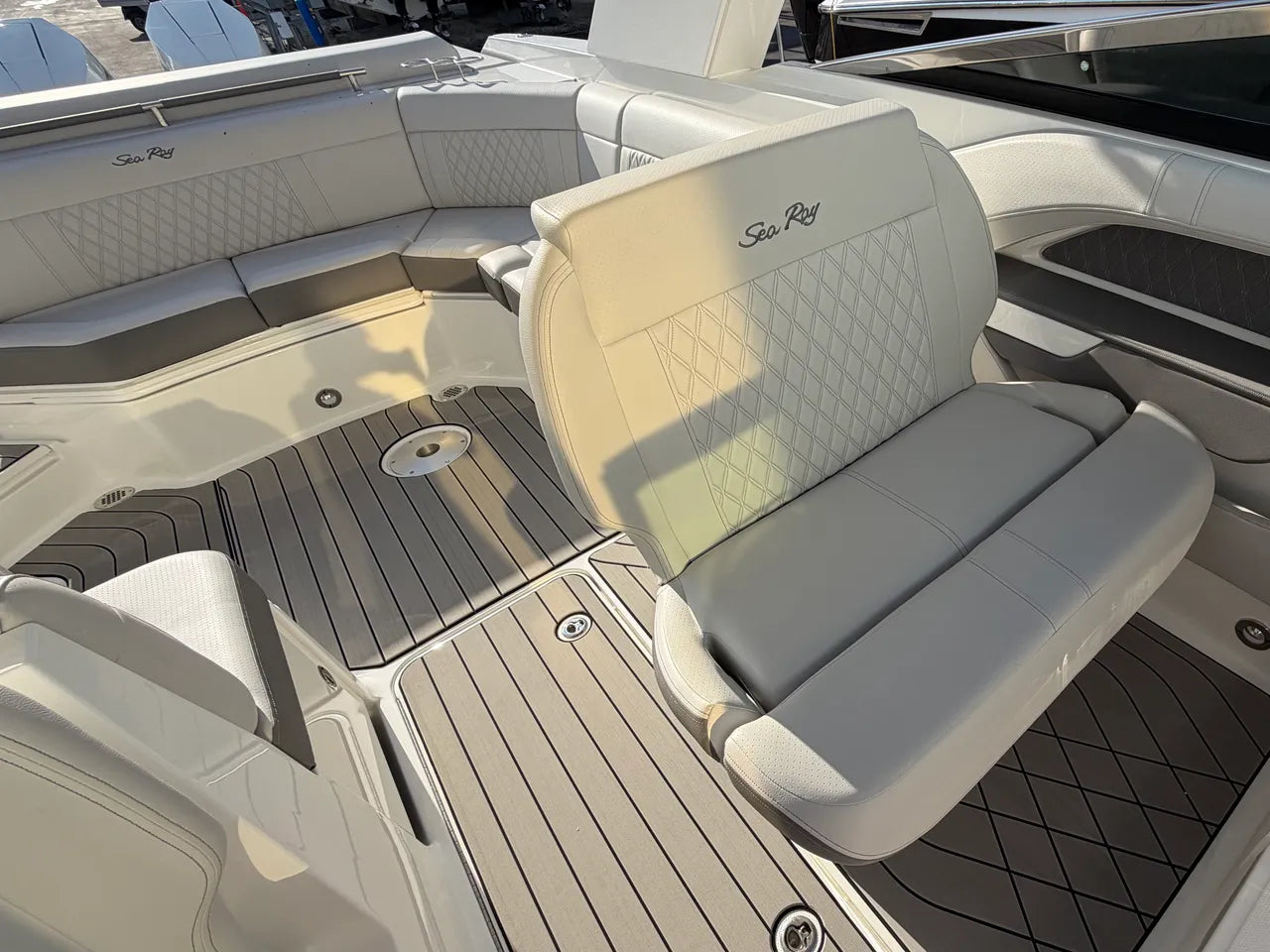 2026 Sea Ray SLX 310 Outboard 31.0 feet, Clearwater, Florida #18