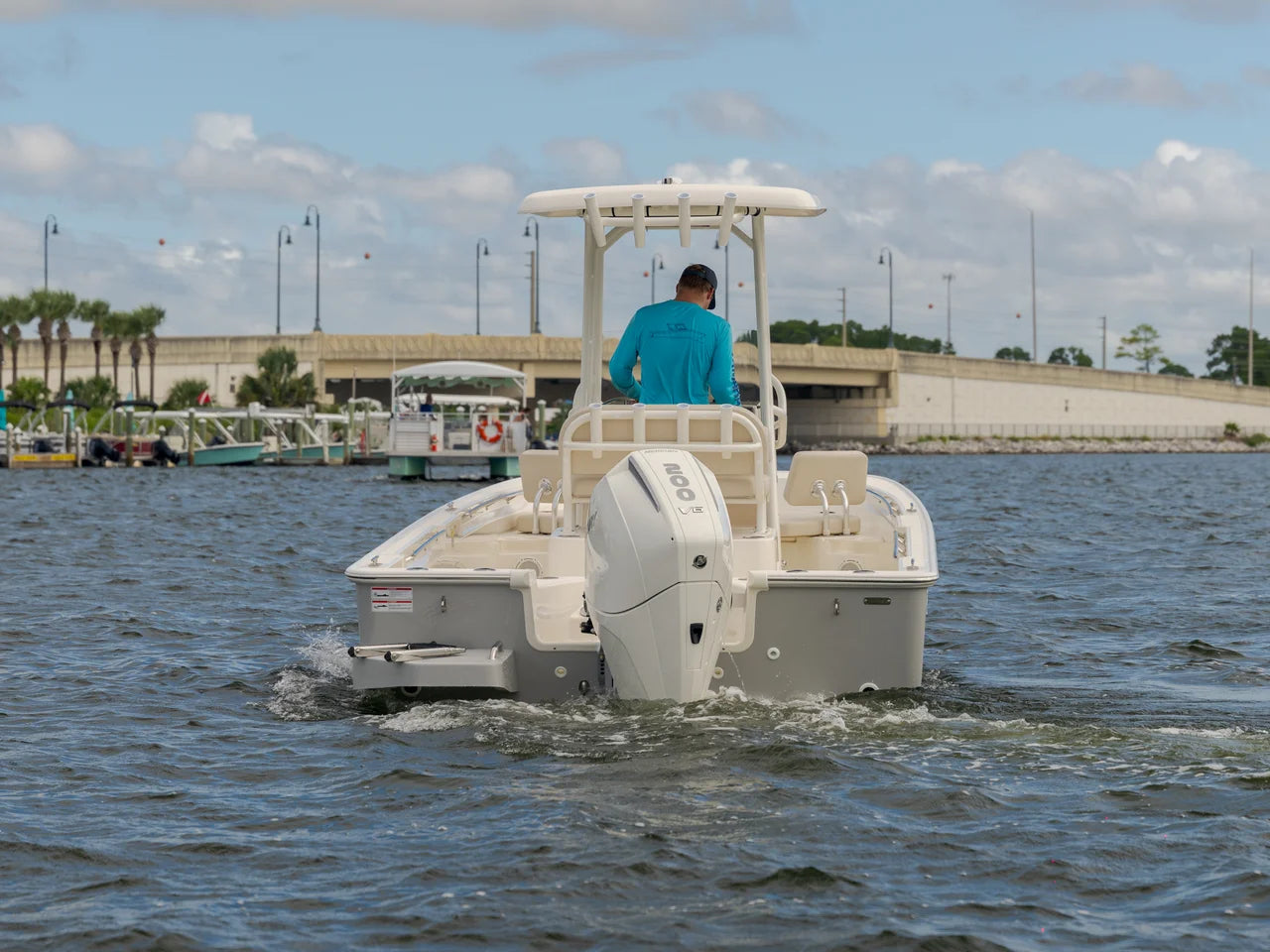 2027 Boston Whaler 210 Montauk 21.0 feet, Clearwater, Florida #3
