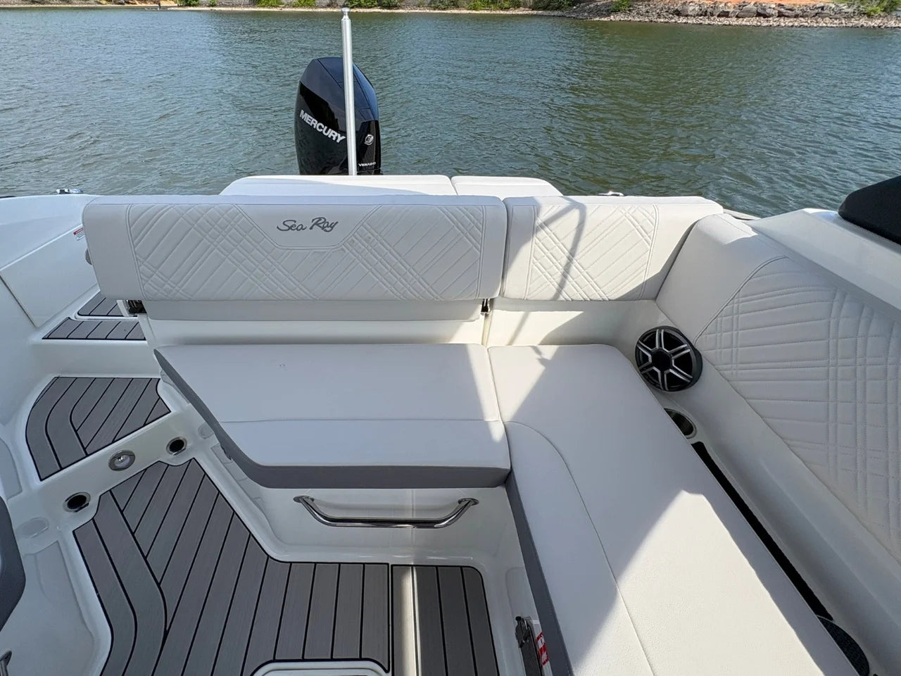 2026 Sea Ray SDX 250 Outboard 25.0 feet, Clearwater, Florida #18