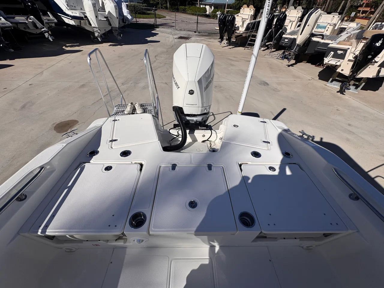 2026 Boston Whaler 250 Dauntless 25.0 feet, Clearwater, Florida #11