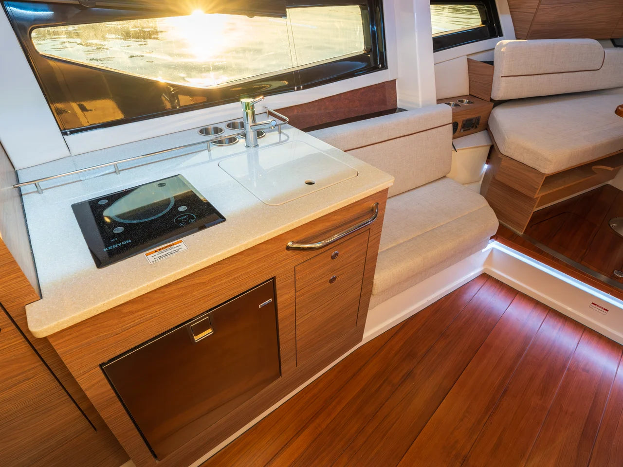 2026 Boston Whaler 365 Conquest 36.0 feet, Clearwater, Florida #42